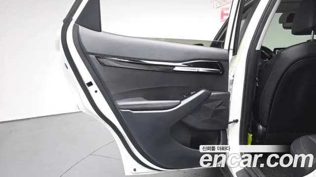 2022 Kia Seltos Gasoline 1.6 Turbo 4WD Sold VIN KNAEV812HNK249352 – photo 33 2022 Kia Seltos Gasoline 1.6 Turbo 4WD Sold VIN KNAEV812HNK249352 – photo 33