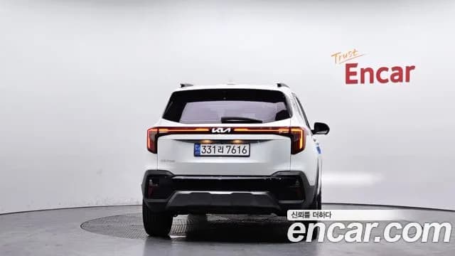 2023 Kia The New Seltos Gasoline 2.0 2WD Sold VIN KNAEV81AEPK409957 – trunk area 2023 Kia The New Seltos Gasoline 2.0 2WD Sold VIN KNAEV81AEPK409957 – trunk area