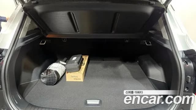 2025 Kia The New Seltos Gasoline 2.0 2WD Sold VIN KNAEV81AESK705755 – side profile 2025 Kia The New Seltos Gasoline 2.0 2WD Sold VIN KNAEV81AESK705755 – side profile