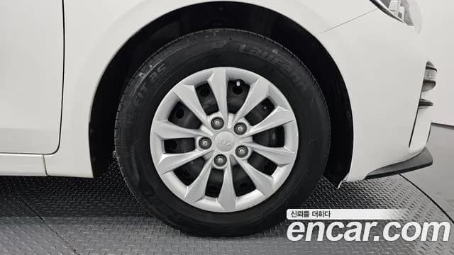 2021 Kia All New K3 Standard Sold VIN KNAF141BEMA094531 – exterior detail 2021 Kia All New K3 Standard Sold VIN KNAF141BEMA094531 – exterior detail