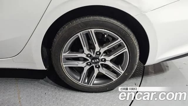 2021 Kia All New K3 Standard Sold VIN KNAF141BEMA098779 – trunk area 2021 Kia All New K3 Standard Sold VIN KNAF141BEMA098779 – trunk area