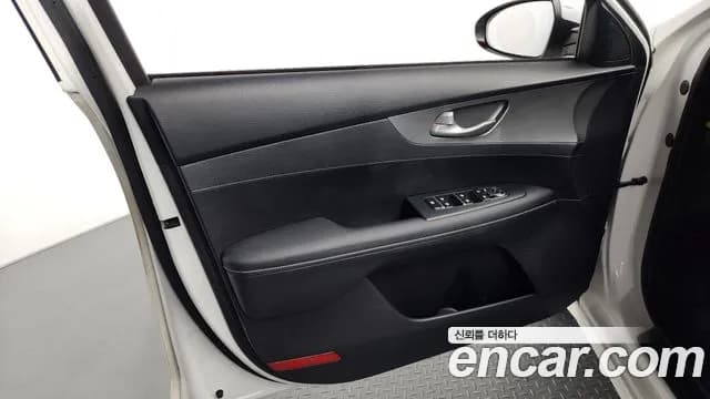 2019 Kia All New K3 Luxury Sold VIN KNAF241BEKA856752 – interior seats 2019 Kia All New K3 Luxury Sold VIN KNAF241BEKA856752 – interior seats