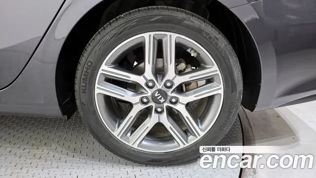 2020 Kia All New K3 Luxury Sold VIN KNAF241BELA870378 – exterior detail 2020 Kia All New K3 Luxury Sold VIN KNAF241BELA870378 – exterior detail