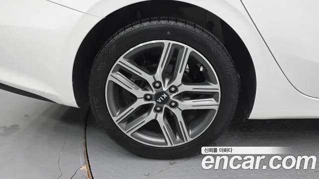 2021 Kia All New K3 Prestige Sold VIN KNAF241BEMA084702 – exterior detail 2021 Kia All New K3 Prestige Sold VIN KNAF241BEMA084702 – exterior detail