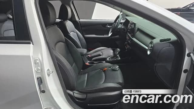 2023 Kia The New K3 2nd Gen 1.6 Sold VIN KNAF241BEPA957464 – odometer reading 2023 Kia The New K3 2nd Gen 1.6 Sold VIN KNAF241BEPA957464 – odometer reading