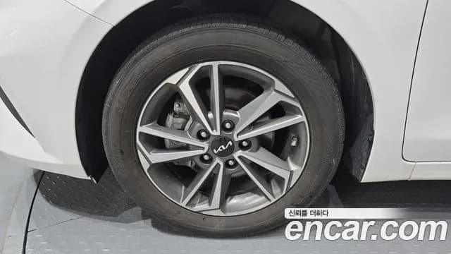 2023 Kia The New K3 2nd Gen 1.6 Sold VIN KNAF241BEPA957464 – photo 15 2023 Kia The New K3 2nd Gen 1.6 Sold VIN KNAF241BEPA957464 – photo 15
