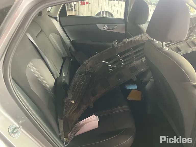 2024 Kia Cerato Used VIN KNAF241CMR5191416 – trunk area 2024 Kia Cerato Used VIN KNAF241CMR5191416 – trunk area