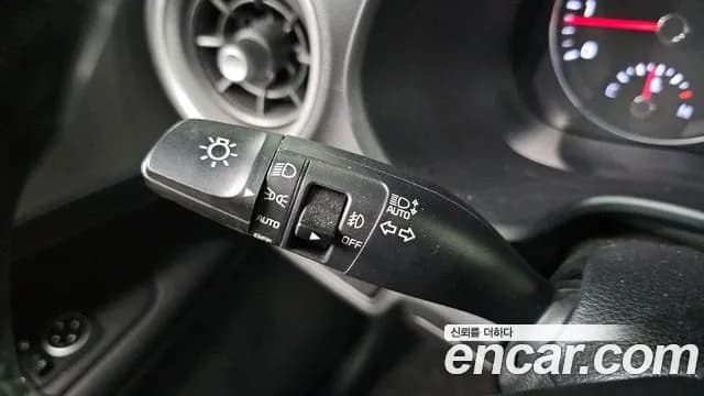2019 Kia All New K3 Prestige Sold VIN KNAF341BEKA812992 – exterior detail 2019 Kia All New K3 Prestige Sold VIN KNAF341BEKA812992 – exterior detail