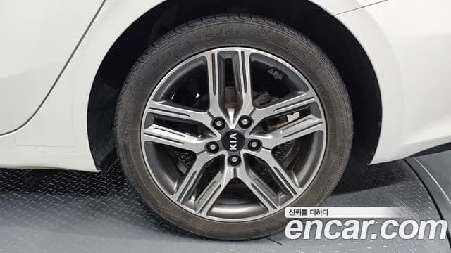 2019 Kia All New K3 Prestige Sold VIN KNAF341BEKA812992 – photo 24 2019 Kia All New K3 Prestige Sold VIN KNAF341BEKA812992 – photo 24