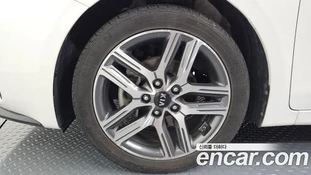 2019 Kia All New K3 Prestige Sold VIN KNAF341BEKA812992 – photo 25 2019 Kia All New K3 Prestige Sold VIN KNAF341BEKA812992 – photo 25