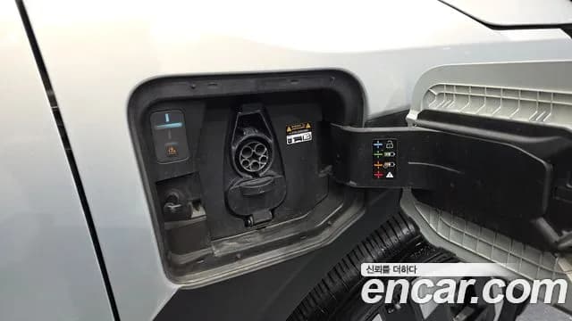 2025 Kia EV3 Long Range 2WD Sold VIN KNAFB81AFSS013381 – undercarriage 2025 Kia EV3 Long Range 2WD Sold VIN KNAFB81AFSS013381 – undercarriage