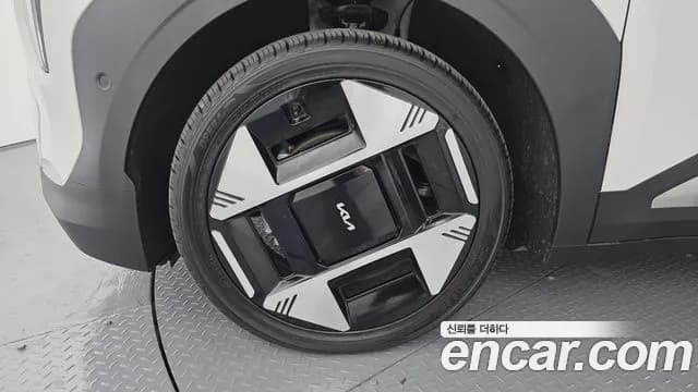 2025 Kia EV3 Long Range 2WD Sold VIN KNAFC81AFSS001727 – odometer reading 2025 Kia EV3 Long Range 2WD Sold VIN KNAFC81AFSS001727 – odometer reading