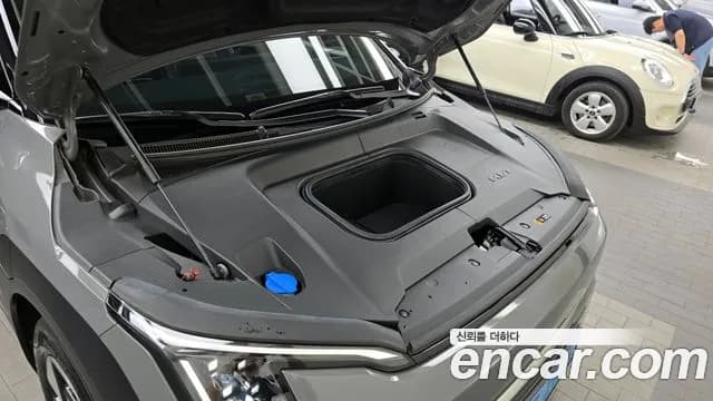 2025 Kia EV3 Long Range 2WD Sold VIN KNAFC81AFSS011459 – photo 18 2025 Kia EV3 Long Range 2WD Sold VIN KNAFC81AFSS011459 – photo 18