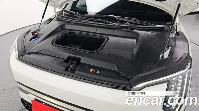 2025 Kia EV3 Long Range 2WD Sold VIN KNAFC81AFSS035447 – engine bay 2025 Kia EV3 Long Range 2WD Sold VIN KNAFC81AFSS035447 – engine bay