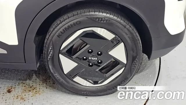 2025 Kia EV3 Long Range 2WD Sold VIN KNAFC81AFSS035447 – photo 11 2025 Kia EV3 Long Range 2WD Sold VIN KNAFC81AFSS035447 – photo 11