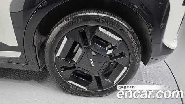 2025 Kia EV3 Long Range 2WD Sold VIN KNAFE81AFSS001710 – engine bay 2025 Kia EV3 Long Range 2WD Sold VIN KNAFE81AFSS001710 – engine bay