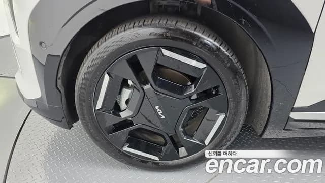 2025 Kia EV3 Long Range 2WD Sold VIN KNAFE81AFSS001710 – photo 17 2025 Kia EV3 Long Range 2WD Sold VIN KNAFE81AFSS001710 – photo 17