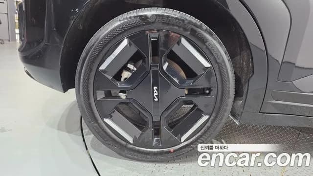 2025 Kia EV3 Long Range 4WD Sold VIN KNAFE81AFSS001799 – rear exterior 2025 Kia EV3 Long Range 4WD Sold VIN KNAFE81AFSS001799 – rear exterior