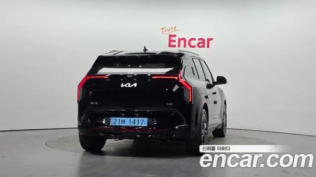 2025 Kia EV3 Long Range 4WD Sold VIN KNAFE81AFSS001799 – interior seats 2025 Kia EV3 Long Range 4WD Sold VIN KNAFE81AFSS001799 – interior seats