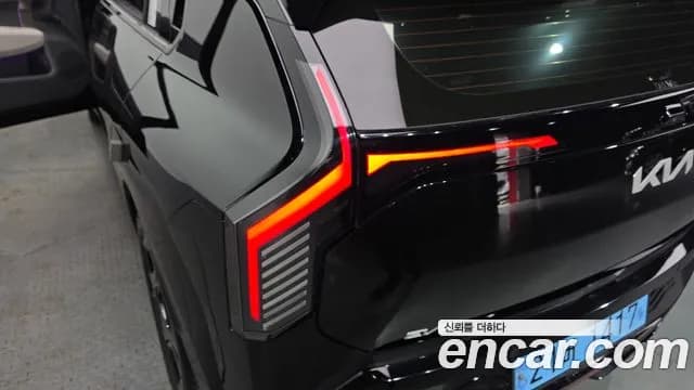 2025 Kia EV3 Long Range 4WD Sold VIN KNAFE81AFSS001799 – photo 22 2025 Kia EV3 Long Range 4WD Sold VIN KNAFE81AFSS001799 – photo 22