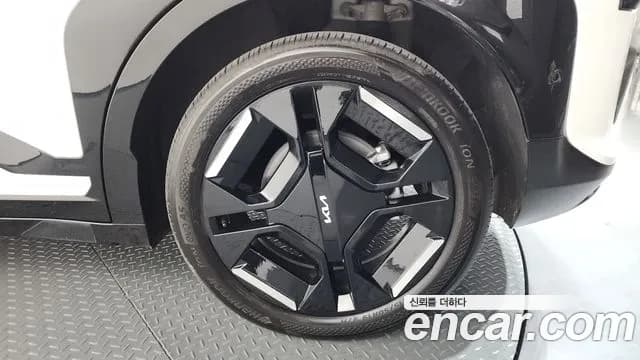 2025 Kia EV3 Long Range 2WD Sold VIN KNAFE81AFSS002074 – photo 18 2025 Kia EV3 Long Range 2WD Sold VIN KNAFE81AFSS002074 – photo 18