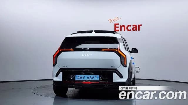 2025 Kia EV3 Long Range 2WD Sold VIN KNAFE81AFSS002074 – photo 27 2025 Kia EV3 Long Range 2WD Sold VIN KNAFE81AFSS002074 – photo 27