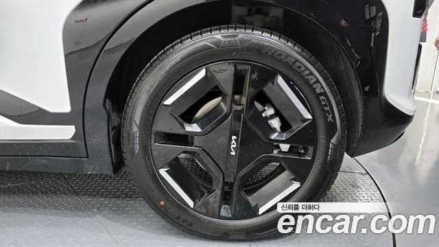 2025 Kia EV3 Long Range 2WD Sold VIN KNAFE81AFSS014777 – photo 15 2025 Kia EV3 Long Range 2WD Sold VIN KNAFE81AFSS014777 – photo 15