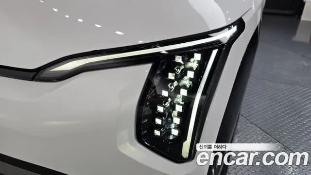 2025 Kia EV3 Long Range 2WD Sold VIN KNAFE81AFSS014777 – photo 21 2025 Kia EV3 Long Range 2WD Sold VIN KNAFE81AFSS014777 – photo 21