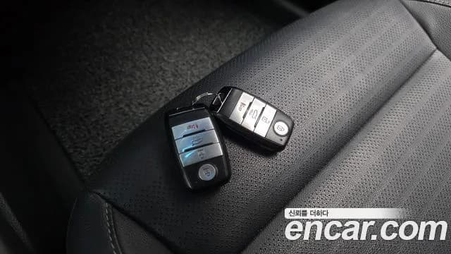 2017 Kia The New K3 Trendy Sold VIN KNAFK412BHA974843 – front exterior 2017 Kia The New K3 Trendy Sold VIN KNAFK412BHA974843 – front exterior