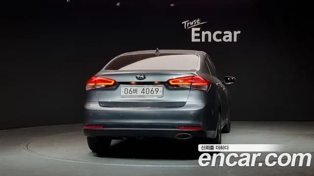 2018 Kia The New K3 Trendy Sold VIN KNAFK412BJA982811 – odometer reading 2018 Kia The New K3 Trendy Sold VIN KNAFK412BJA982811 – odometer reading
