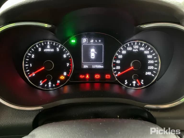 2016 Kia Cerato Used VIN KNAFK417MH5643823 – dashboard 2016 Kia Cerato Used VIN KNAFK417MH5643823 – dashboard