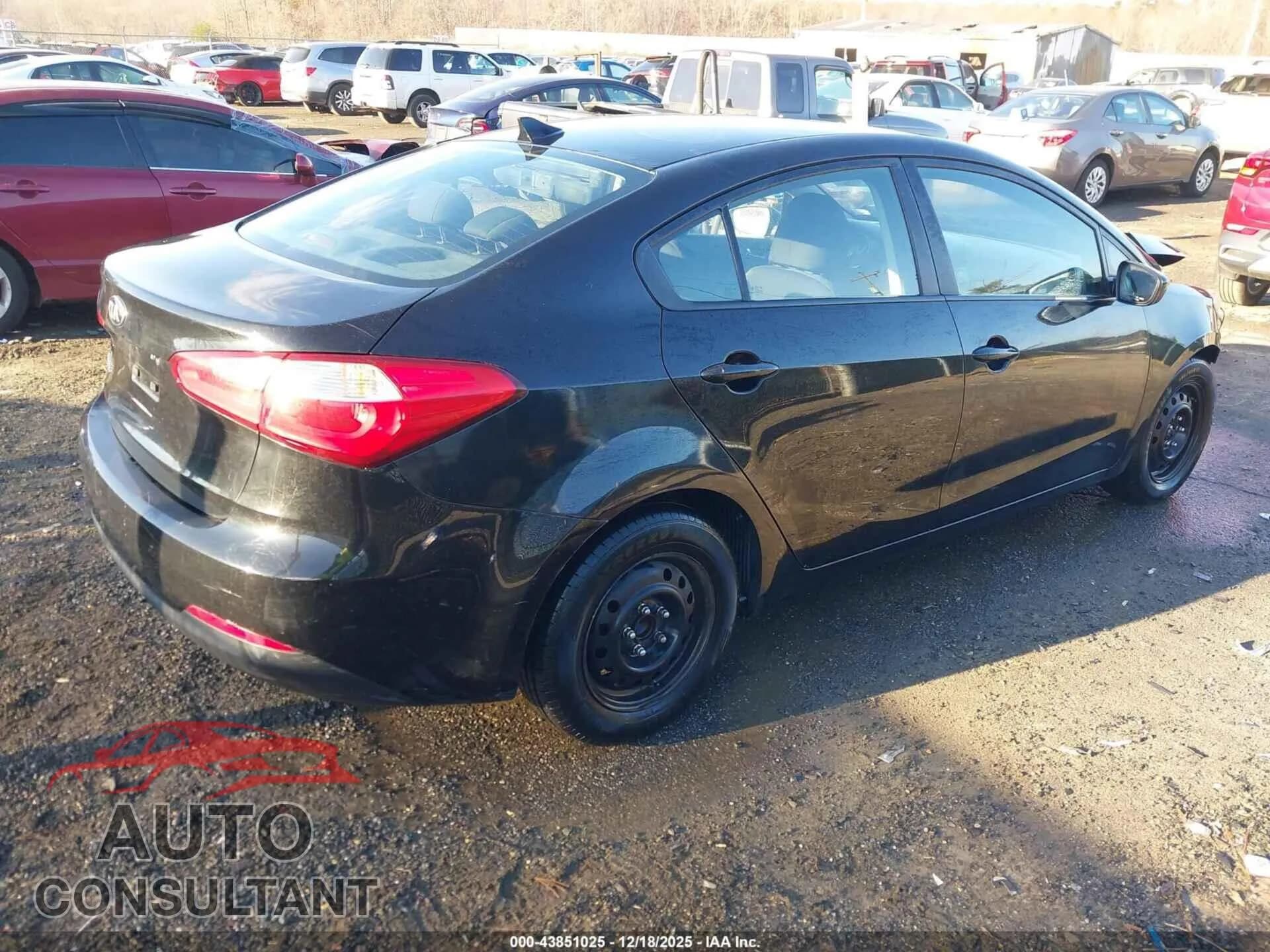 2016 KIA FORTE Damaged VIN KNAFK4A67G5496777 – dashboard 2016 KIA FORTE Damaged VIN KNAFK4A67G5496777 – dashboard