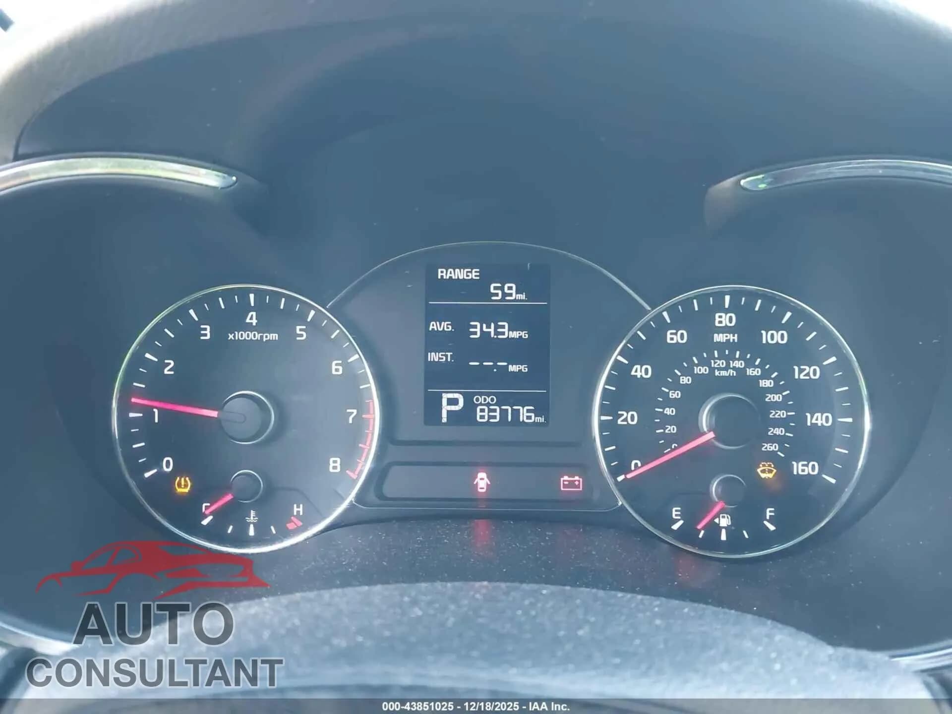 2016 KIA FORTE Damaged VIN KNAFK4A67G5496777 – exterior detail 2016 KIA FORTE Damaged VIN KNAFK4A67G5496777 – exterior detail