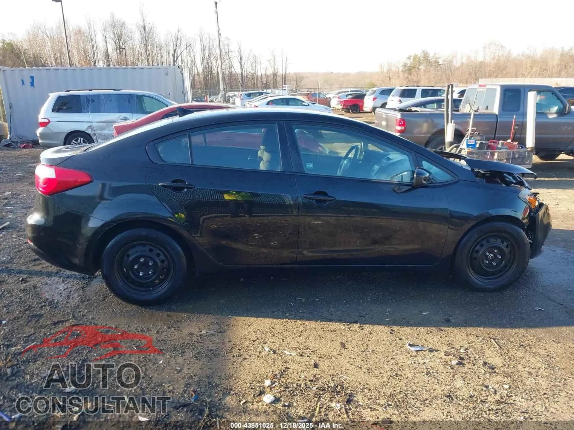 2016 KIA FORTE Damaged VIN KNAFK4A67G5496777 – photo 13 2016 KIA FORTE Damaged VIN KNAFK4A67G5496777 – photo 13