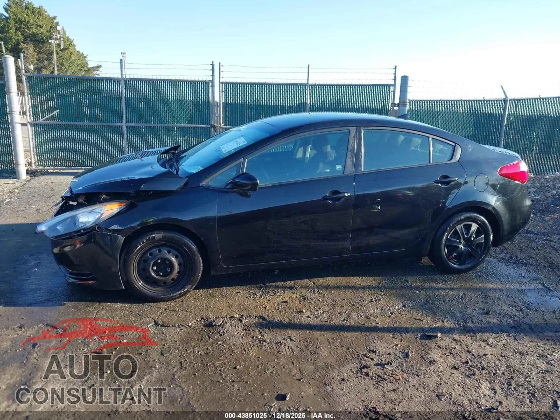 2016 KIA FORTE Damaged VIN KNAFK4A67G5496777 – photo 14 2016 KIA FORTE Damaged VIN KNAFK4A67G5496777 – photo 14