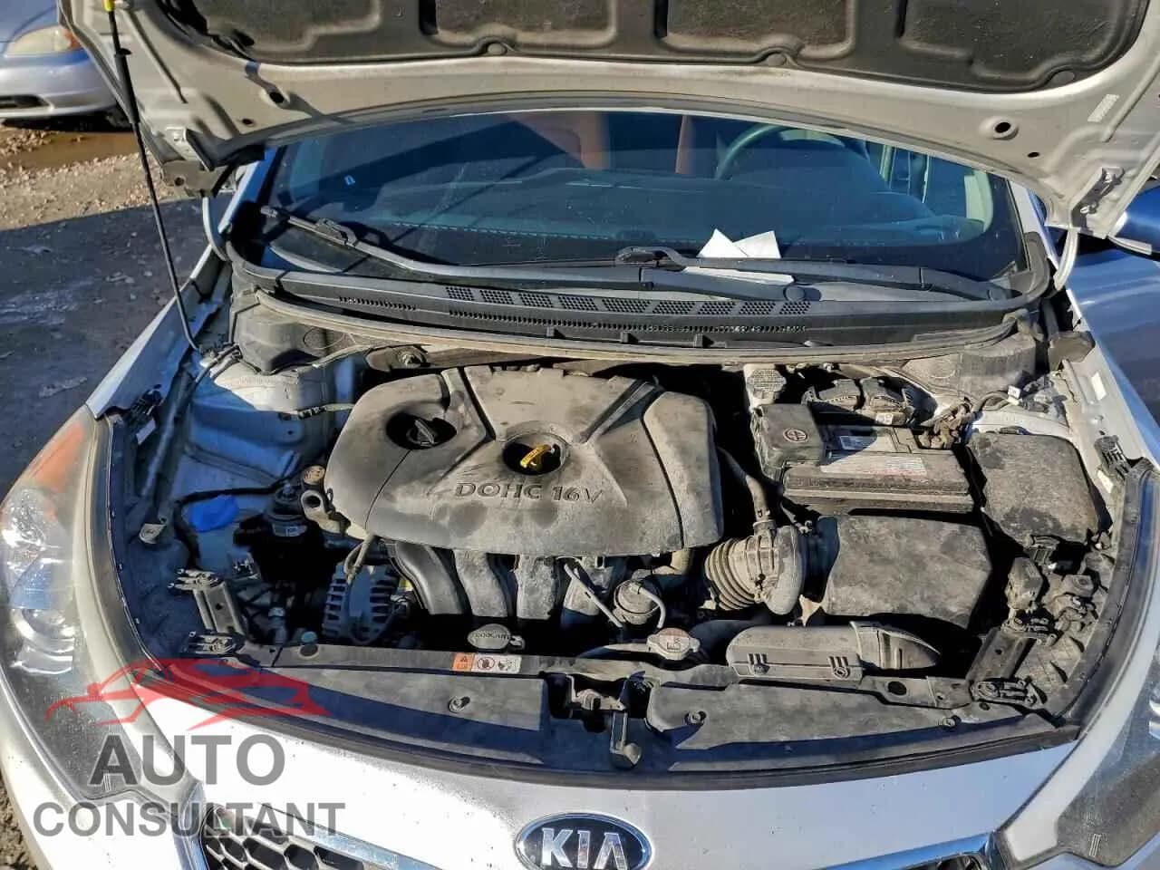 2016 KIA FORTE Damaged VIN KNAFK4A68G5532864 – photo 11 2016 KIA FORTE Damaged VIN KNAFK4A68G5532864 – photo 11