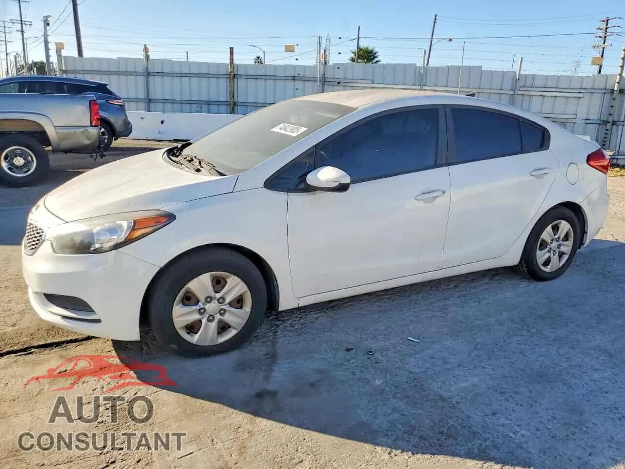 2016 KIA FORTE Damaged VIN KNAFK4A6XG5544059 – front exterior 2016 KIA FORTE Damaged VIN KNAFK4A6XG5544059 – front exterior