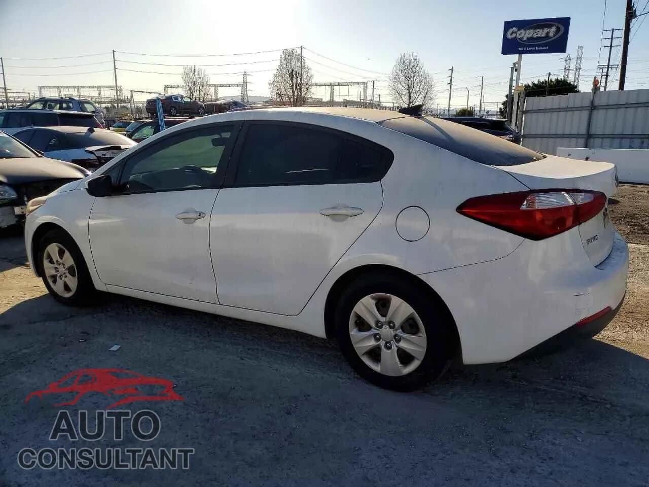 2016 KIA FORTE Damaged VIN KNAFK4A6XG5544059 – rear exterior 2016 KIA FORTE Damaged VIN KNAFK4A6XG5544059 – rear exterior