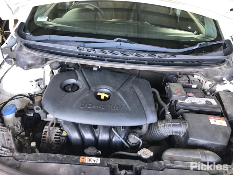 2013 Kia Cerato Used VIN KNAFK516ME5122817 – exterior detail 2013 Kia Cerato Used VIN KNAFK516ME5122817 – exterior detail