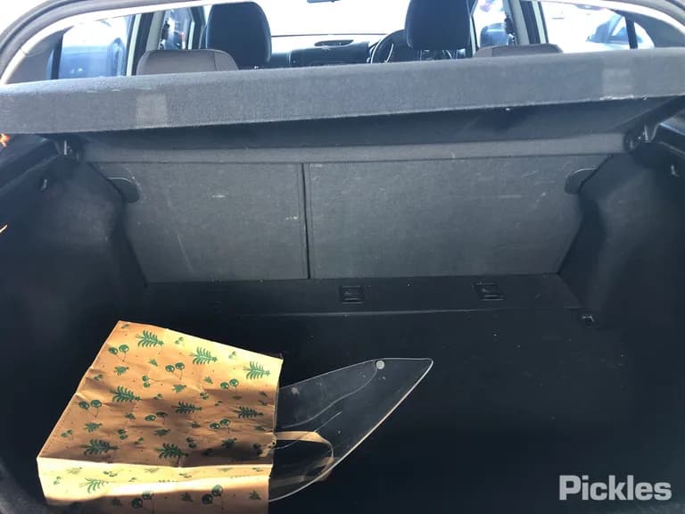 2013 Kia Cerato Used VIN KNAFK516ME5122817 – undercarriage 2013 Kia Cerato Used VIN KNAFK516ME5122817 – undercarriage