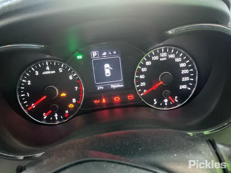 2017 Kia Cerato Used VIN KNAFK517MJ5754296 – photo 16 2017 Kia Cerato Used VIN KNAFK517MJ5754296 – photo 16