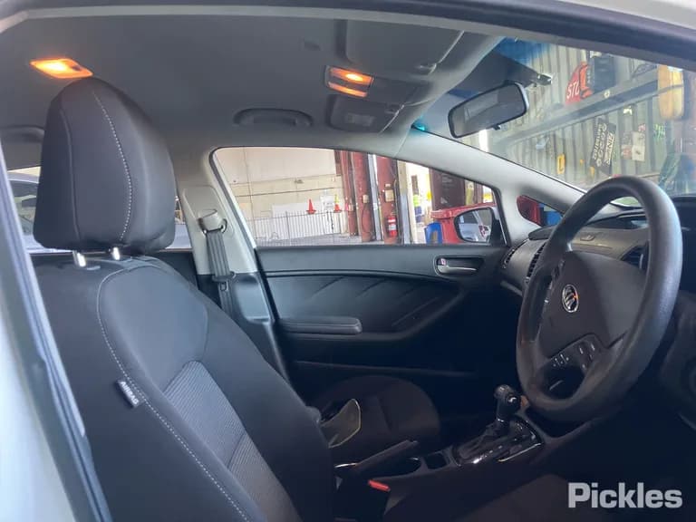 2017 Kia Cerato Used VIN KNAFK517MJ5754296 – photo 21 2017 Kia Cerato Used VIN KNAFK517MJ5754296 – photo 21