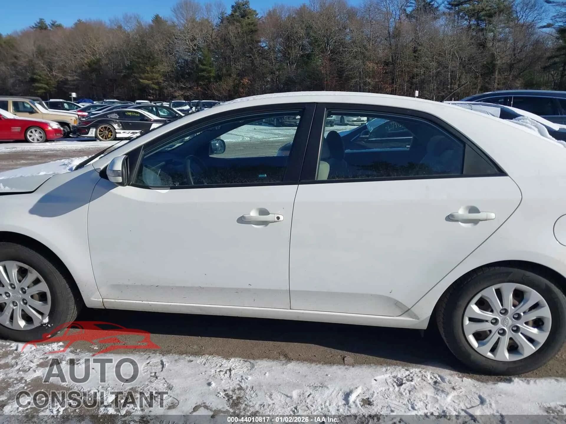 2010 KIA FORTE Damaged VIN KNAFU4A28A5234653 – photo 14 2010 KIA FORTE Damaged VIN KNAFU4A28A5234653 – photo 14