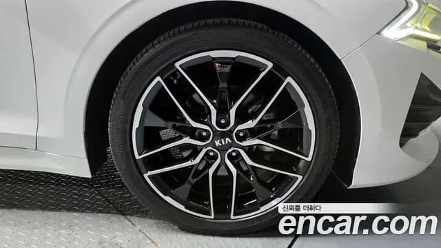 2020 Kia K5 3rd Gen 1.6 Turbo Sold VIN KNAG2412BLA014152 – photo 18 2020 Kia K5 3rd Gen 1.6 Turbo Sold VIN KNAG2412BLA014152 – photo 18