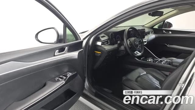 2020 Kia K5 3rd Gen 1.6 Turbo Sold VIN KNAG2412BLA021745 – interior seats 2020 Kia K5 3rd Gen 1.6 Turbo Sold VIN KNAG2412BLA021745 – interior seats