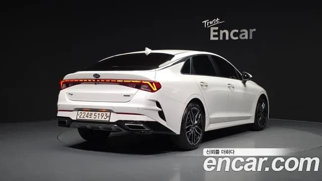 2020 Kia K5 3rd Gen 1.6 Turbo Sold VIN KNAG2412BLA042818 – interior seats 2020 Kia K5 3rd Gen 1.6 Turbo Sold VIN KNAG2412BLA042818 – interior seats