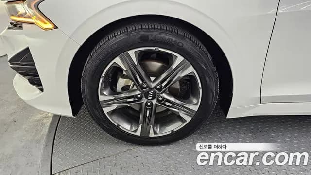 2020 Kia K5 3rd Gen 2.0 Sold VIN KNAG241ABLA003975 – interior seats 2020 Kia K5 3rd Gen 2.0 Sold VIN KNAG241ABLA003975 – interior seats