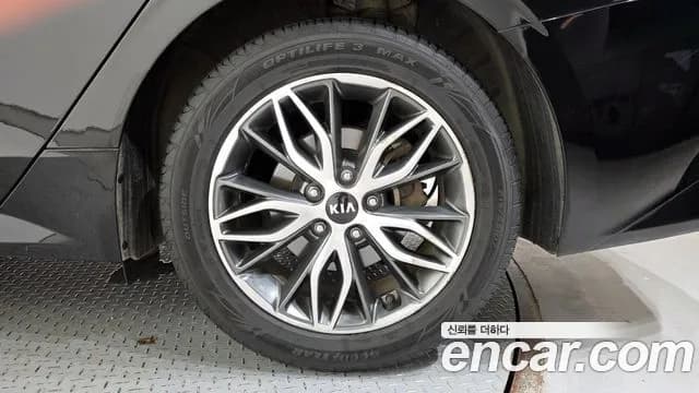 2020 Kia K5 3rd Gen 2.0 Sold VIN KNAG241ABLA017825 – photo 16 2020 Kia K5 3rd Gen 2.0 Sold VIN KNAG241ABLA017825 – photo 16