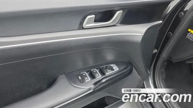 2020 Kia K5 3rd Gen 2.0 Sold VIN KNAG241ABLA020719 – side profile 2020 Kia K5 3rd Gen 2.0 Sold VIN KNAG241ABLA020719 – side profile