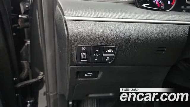 2021 Kia K5 3rd Gen 2.0 Sold VIN KNAG241ABMA116945 – exterior detail 2021 Kia K5 3rd Gen 2.0 Sold VIN KNAG241ABMA116945 – exterior detail